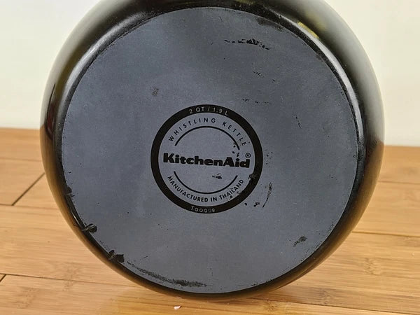 KitchenAid ~ 2 Qt/1.9L ~ Black Enamel ~  Whistling Teapot ~ Tea Kettle