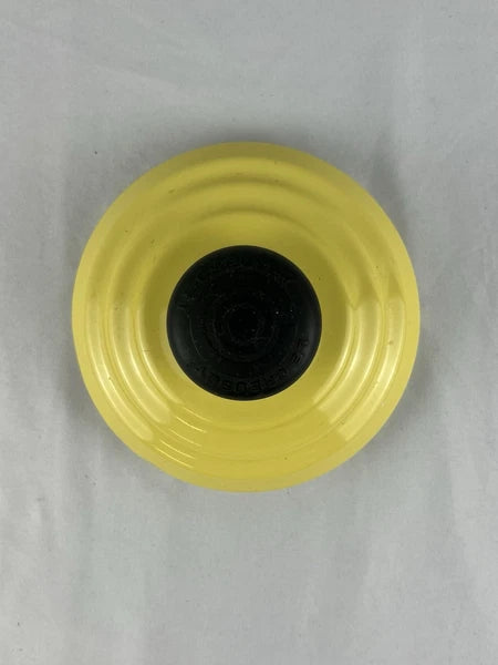 HTF Le Creuset Enamel Tea Kettle 2.2QT Yellow Ombré Nectar