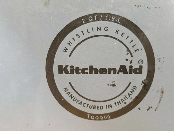 KitchenAid ~ 2 Qt/1.9L ~ Black Enamel ~  Whistling Teapot ~ Tea Kettle