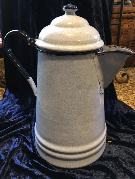 Vintage very Light Gray Blue White Speckle Graniteware Enamel Coffee Tea Pot 10"