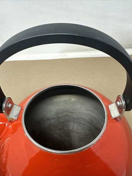 Le Creuset Whistling Tea Kettle Enamel on Steel 1.5L 1.6 Qt Red Zen Asian Shape