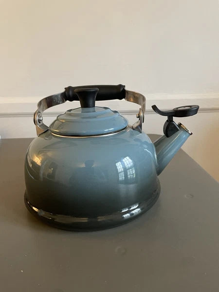 Classic Whistling Kettle By Le Creuset - Enamel on Steel 1.7 Qt - Blue Black