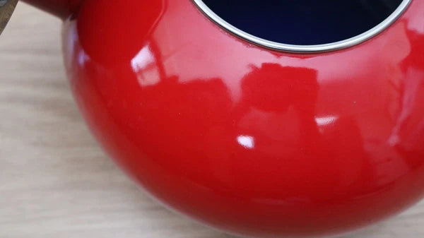 Chantal Whistling Tea Kettle Teapot Red Cherry Enamel 2qt Pre Owned