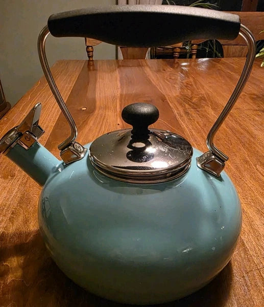 Chantal Whistling Tea Kettle Teapot Blue Aqua Turquoise Enamel 2 Qt