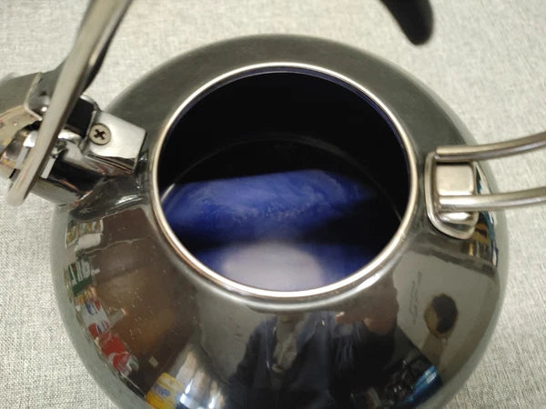 Chantal Classic Loop Enamel on Steel 1.8 Teakettle Black Onyx Tea Kettle