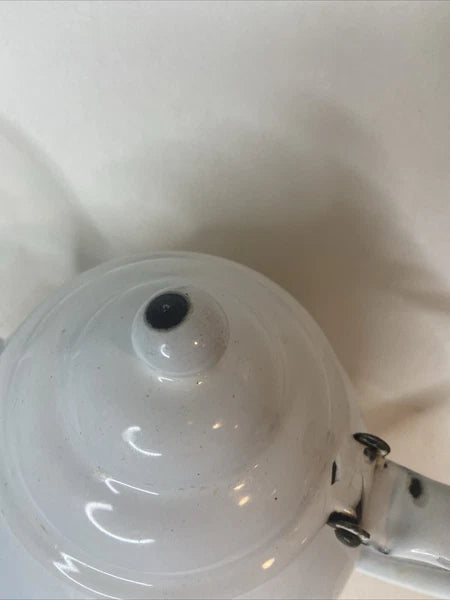 VINTAGE WHITE WITH BLUE TRIM ENAMEL WARE TEA POT
