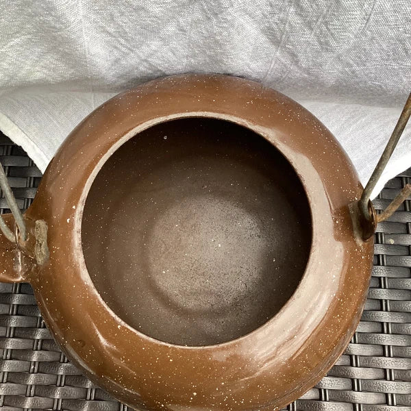 Vintage BROWN SPECKLED ENAMEL TEA KETTLE ~ Wire Spring Handle~ 96 ounce