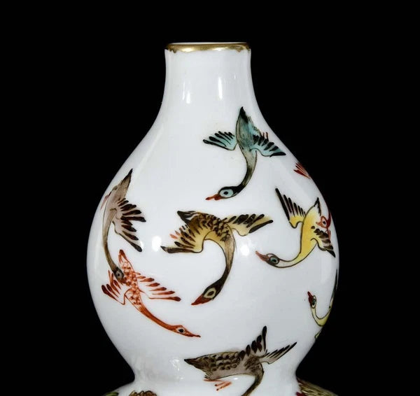 Qianlong Signed Old Chinese Colour Enamel Vase W/bird N3361