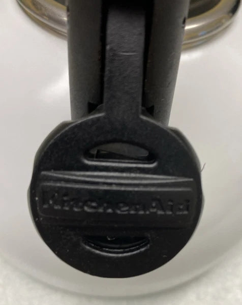 KitchenAid Whistling Tea Coffee Kettle 2.25 Qt 2.23 L White Enamel Tea Pot TQ 08