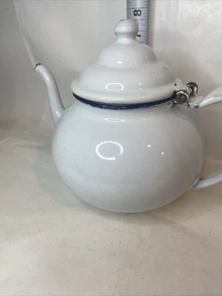VINTAGE WHITE WITH BLUE TRIM ENAMEL WARE TEA POT