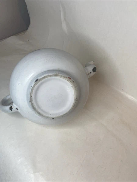 VINTAGE WHITE WITH BLUE TRIM ENAMEL WARE TEA POT