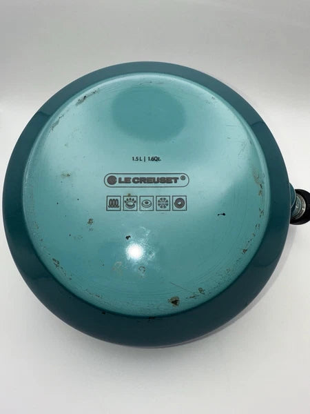 Le Creuset Light Ombre Blue ZEN Tea Kettle - 1.5 liter or 1.6 quart - Whistling