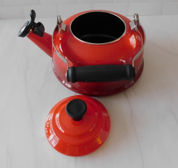 Le Creuset Enamel on Steel 1.7 Quart Whistling Tea Kettle in Cerise - New