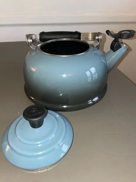 Classic Whistling Kettle By Le Creuset - Enamel on Steel 1.7 Qt - Blue Black