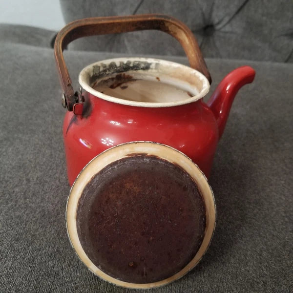 RED Enamelware Graniteware Coffee Tea Pot Vintage Bamboo Knob & Handle 4 DISPLAY