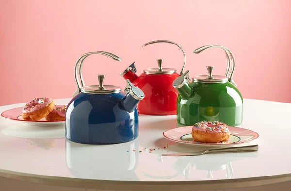 Vibrant Red Enamel Tea Kettle - 2.5 Quart Capacity for Fashionable Serving