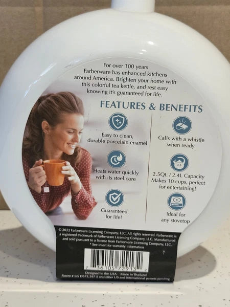 FARBERWARE Porcelain Enamel 2.5 Quart/2.4L, Whistling Tea Kettle- *NEW*