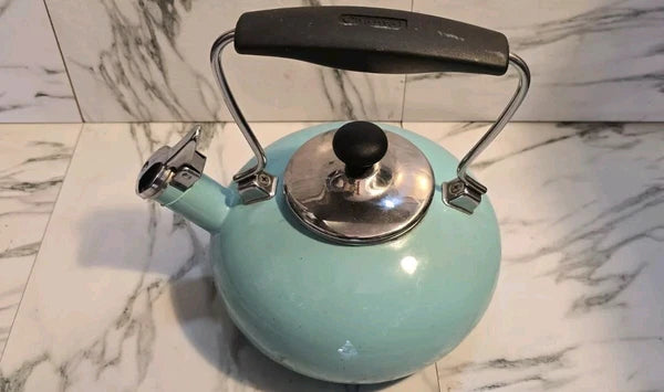 Chantal Tea Pot Kettle Enamel Coated Steel 2 Quart