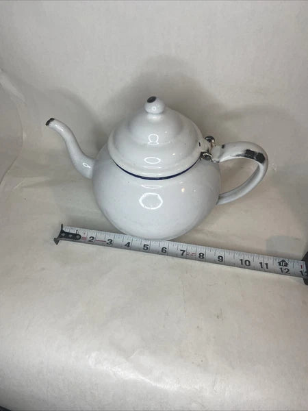VINTAGE WHITE WITH BLUE TRIM ENAMEL WARE TEA POT