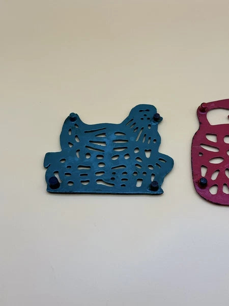 Trivet Hot Plate Enamel Vintage Cast Iron Red Teapot/Green Chicken Footed