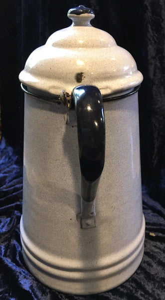 Vintage very Light Gray Blue White Speckle Graniteware Enamel Coffee Tea Pot 10"