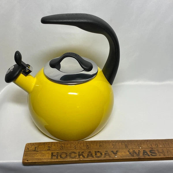 Chantal Whistling Teakettle Bright Yellow Enamel on Steel 2 Quart Kettle