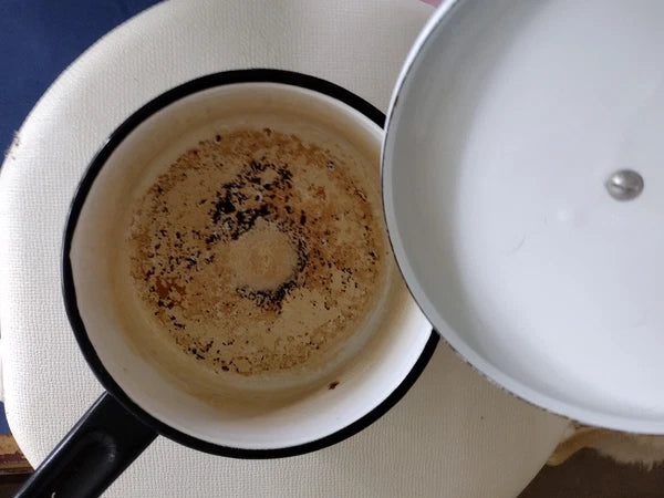 VTG White Enamelware Rosemaling Cookware 6 piece Tea pot stock pot sauce pan